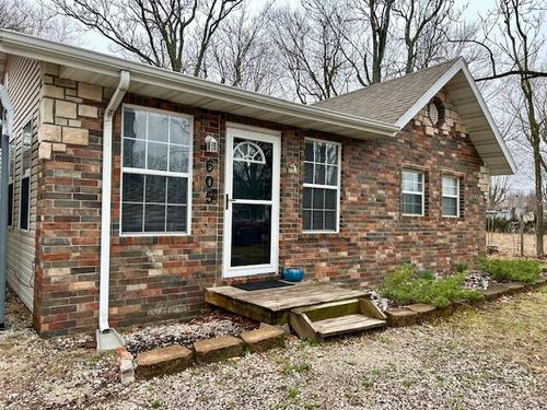 605 S Missouri Street, Marionville, MO, 65705 | Card Image