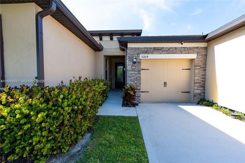 5204 Jovial Ct, FORT PIERCE, FL, 34947 | Card Image