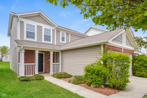 536 New Moon St, Avon, IN, 46123-6657 | Card Image