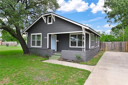 1813 College Ave, Bryan, TX, 77801-1416 | Card Image