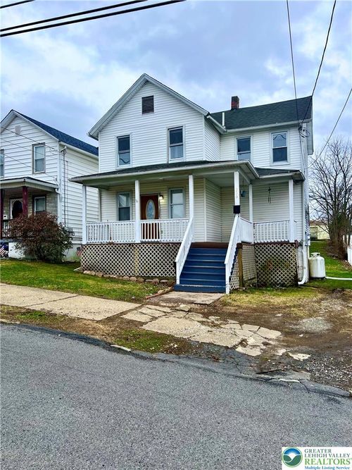 226 Lackawanna Ave, Dupont, PA, 18641-2010 | Card Image
