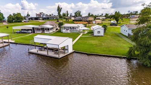 122 Read Oak, Onalaska, TX, 77360-5117 | Card Image
