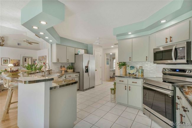 720 Balmoral Ct, House other with 3 bedrooms, 2 bathrooms and 2 parking in INVERNESS FL | Image 18