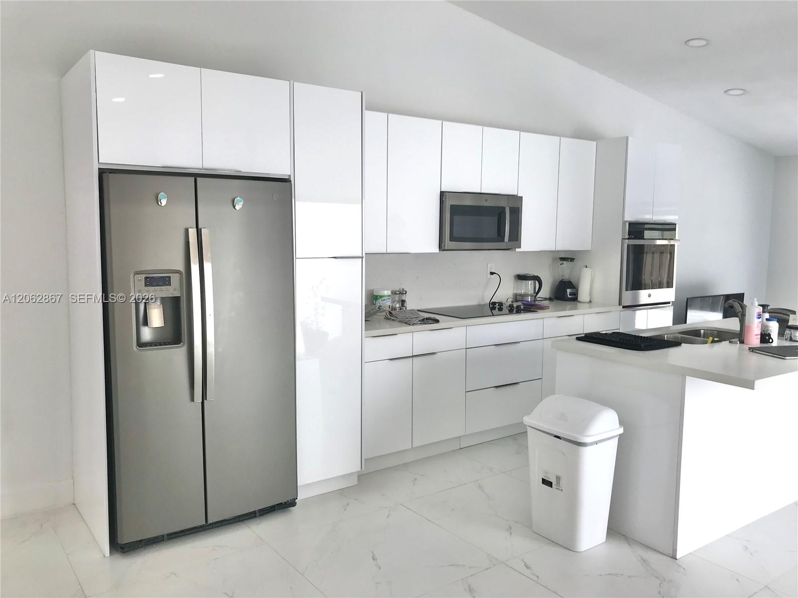 Residential Lease in Hialeah 5