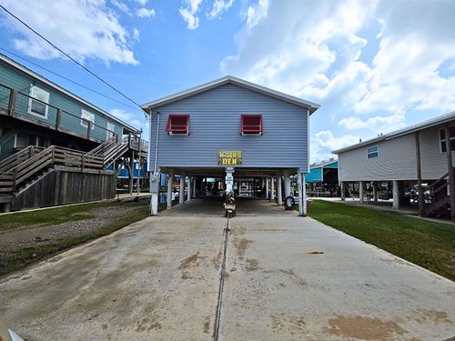 140 Memory Ln, Grand Isle, LA, 70358 | Card Image
