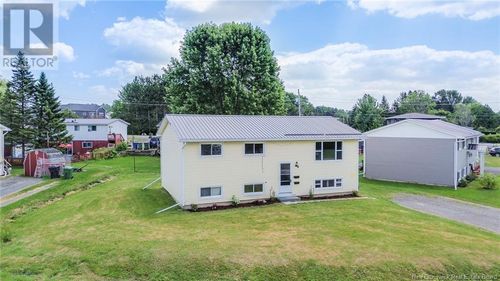 6 Mcfadzen Crt, Oromocto, NB, E2V2N2 | Card Image