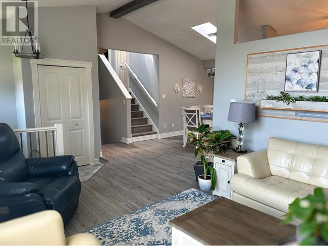 611 Gertrude St, House other with 3 bedrooms, 2 bathrooms and 4 parking in Midway BC | Image 10
