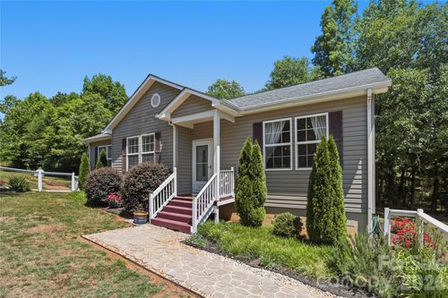 412 Lewis Rd, Rutherfordton, NC, 28139-8612 | Card Image