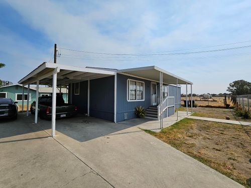 2710 Brokaw Ave, Corcoran, CA, 93212-9729 | Card Image