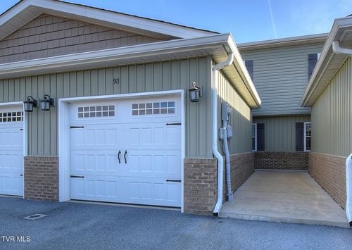 95 Chucks Aly, Jonesborough, TN, 37659-1700 | Card Image