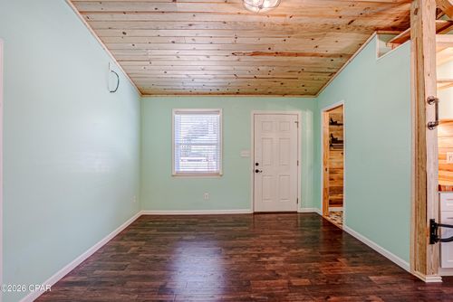 85 Our St, Vernon, FL, 32462-6338 | Card Image