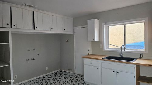 10149 E Avenue Q12, Littlerock, CA, 93543-4125 | Card Image