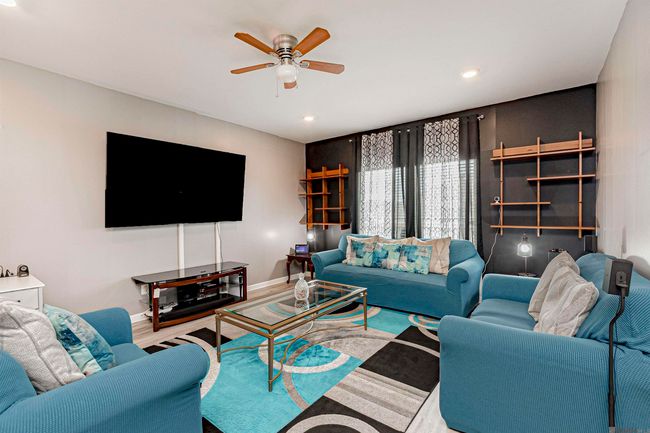 16119 Loussier Dr, House other with 4 bedrooms, 3 bathrooms and 4 parking in Zachary LA | Image 4