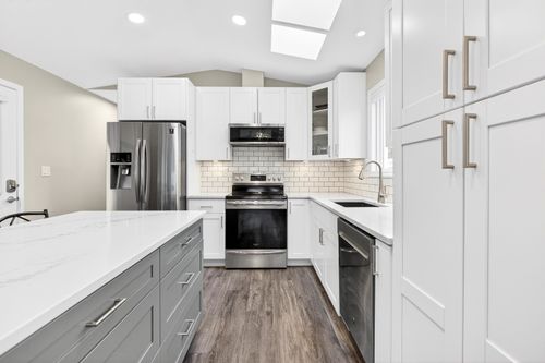 19635 Planetree Lane, Pitt Meadows, BC, V3Y1Z3 | Card Image