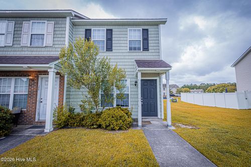 211 Bridgewood Dr, Jacksonville, NC, 28546-8379 | Card Image