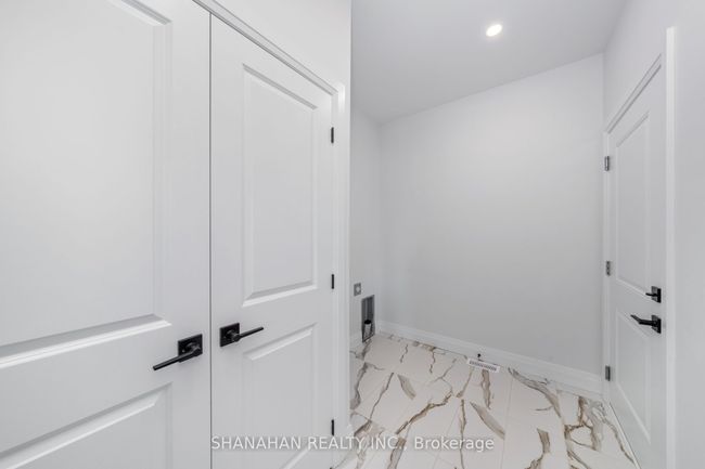 397 Victoria St, House attached with 2 bedrooms, 2 bathrooms and 1 parking in Warwick ON | Image 17