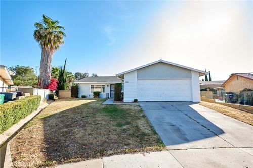 11898 Weller Pl, Moreno Valley, CA, 92557-6433 | Card Image