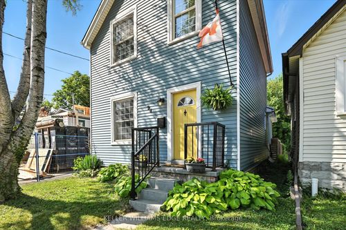 94 Royal Ave, Hamilton, ON, L8S2C5 | Card Image