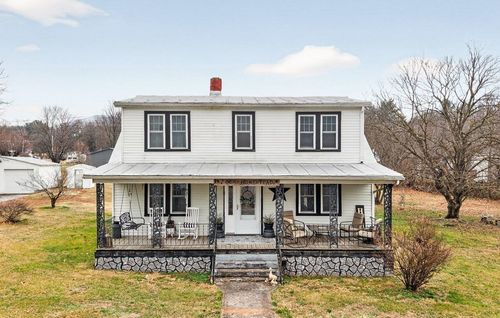 6699 S East Side Hwy, ELKTON, VA, 22827-3436 | Card Image