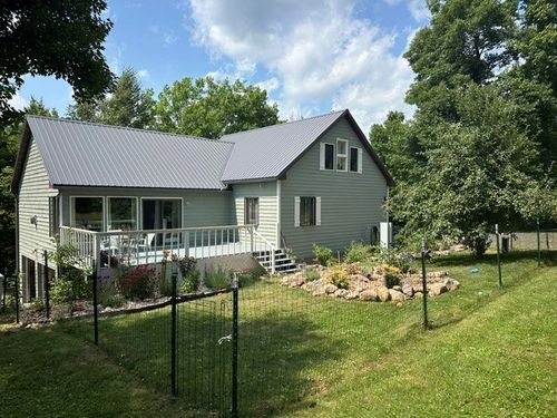 2324-42805 Woodcrest Dr, Cable, WI, 54821-4916 | Card Image