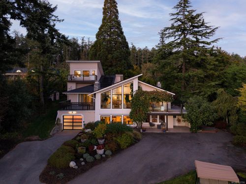 11321 Chalet Rd, North Saanich, BC, V8L5M1 | Card Image