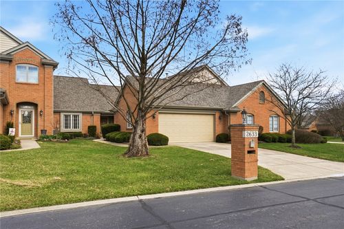 2633 Vienna Estates Dr, Dayton, OH, 45459-1387 | Card Image