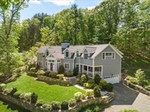 17 Hawthorne Ln, Weston, MA, 02493-2238 | Card Image