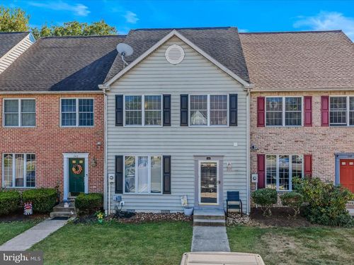260 Morningside Dr, FALLING WATERS, WV, 25419-4054 | Card Image