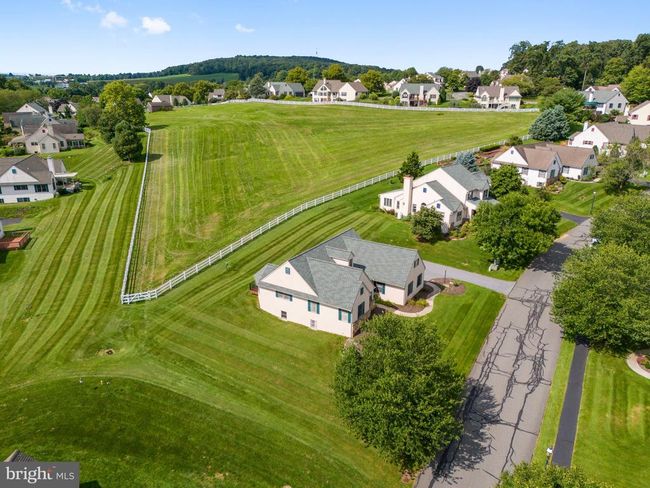 302 Steeplechase Dr, House other with 3 bedrooms, 2 bathrooms and null parking in ELVERSON PA | Image 39