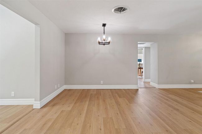 521 51 St Ave S, House other with 3 bedrooms, 2 bathrooms and null parking in SAINT PETERSBURG FL | Image 15