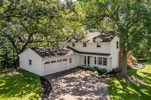 10325 10th Avenue Cir S, Bloomington, MN, 55420-5403 | Card Image