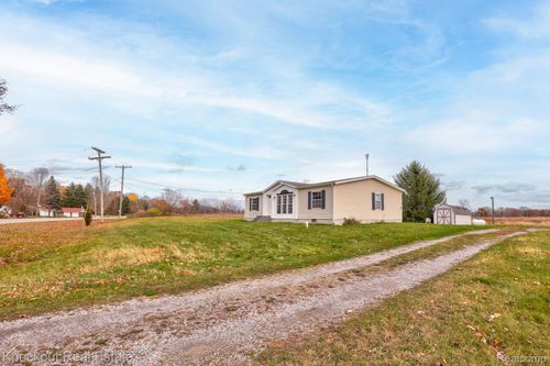 6333 Buell Rd, Vassar, MI, 48768-9614 | Card Image