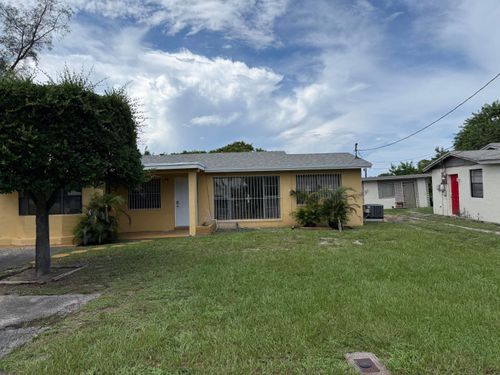 91 Ne 6th Ct, Deerfield Beach, FL, 33441-2038 | Card Image