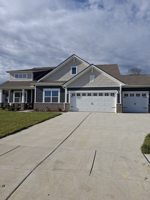 2624 Augusta Trace Dr, Columbia, TN, 38401-4781 | Card Image