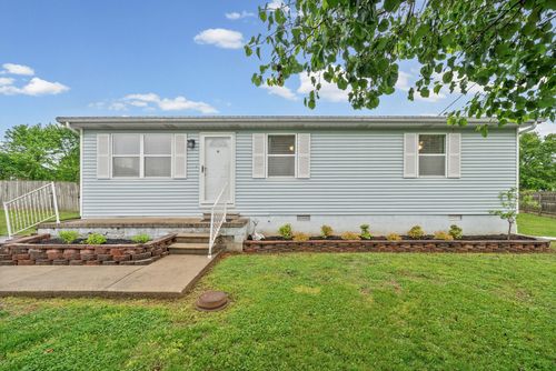 709 Pineridge Dr, Hopkinsville, KY, 42240-2577 | Card Image