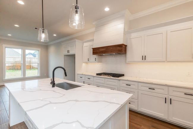 231 Coco Palms Ln, House other with 4 bedrooms, 3 bathrooms and null parking in Lumberton TX | Image 11