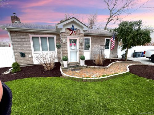 30 Classon Ave, Mastic, NY, 11950-3213 | Card Image