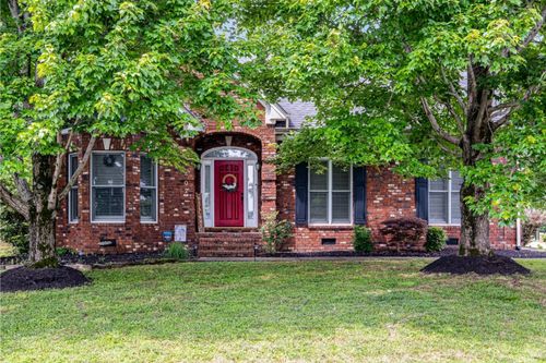 402 Calumet Trce, Murfreesboro, TN, 37127-8325 | Card Image