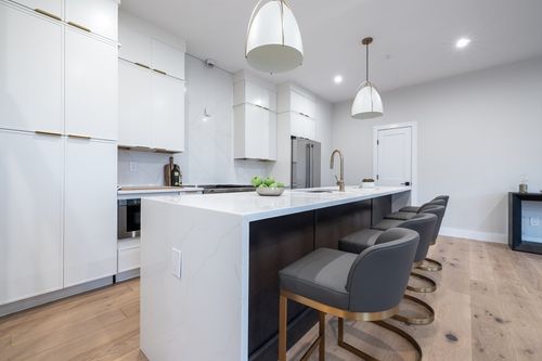 1-1 Marion St, Cambridge, MA, 02141-1029 | Card Image