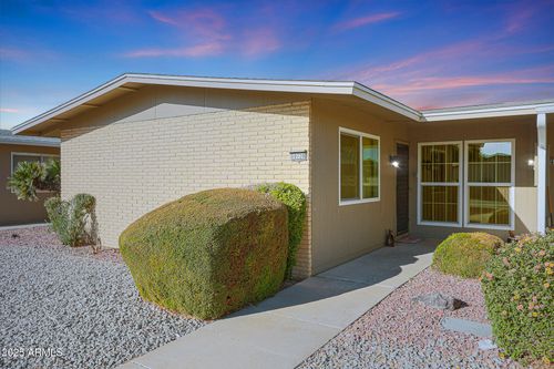 10720 W Santa Fe Dr, Sun City, AZ, 85351-2622 | Card Image