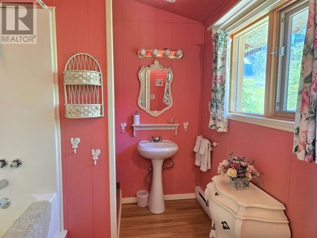 23854 Mund Rd, House other with 4 bedrooms, 3 bathrooms and null parking in Burns Lake BC | Image 36