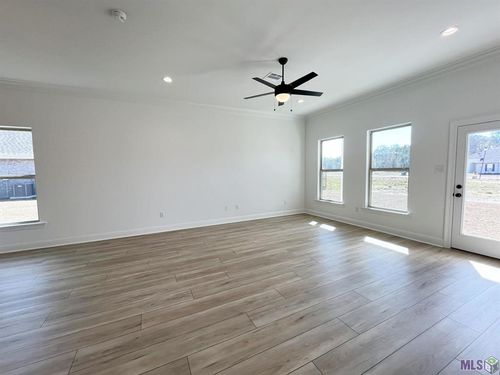 42416 Blue Bay Dr, Ponchatoula, LA, 70454-4282 | Card Image