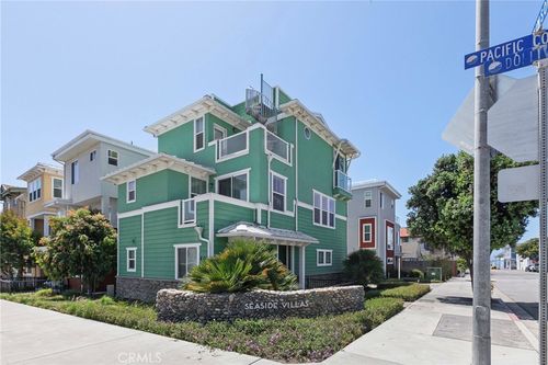 493 Dolliver St, Pismo Beach, CA, 93449-2616 | Card Image