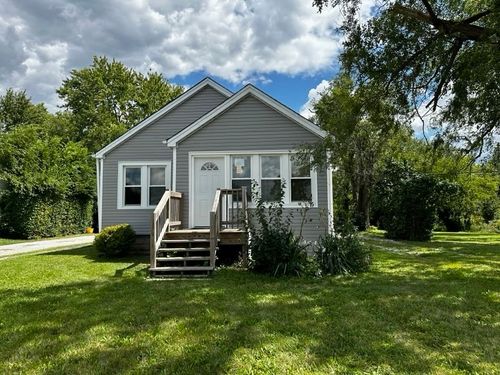 15955 State St, South Holland, IL, 60473-1233 | Card Image