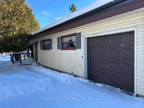 1 Gray St, Coldwater, ON, L0K1E0 | Card Image