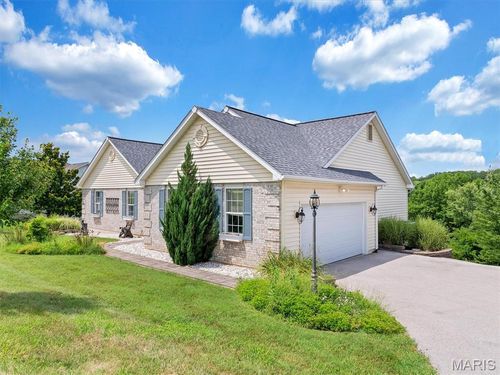 827 Bridgewater Xing, Villa Ridge, MO, 63089-2043 | Card Image