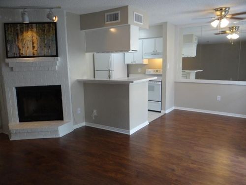 apt-147-250 El Dorado Blvd, Webster, TX, 77598-2213 | Card Image
