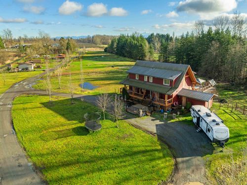 1061 216 St, Langley, BC, V2Z1R3 | Card Image