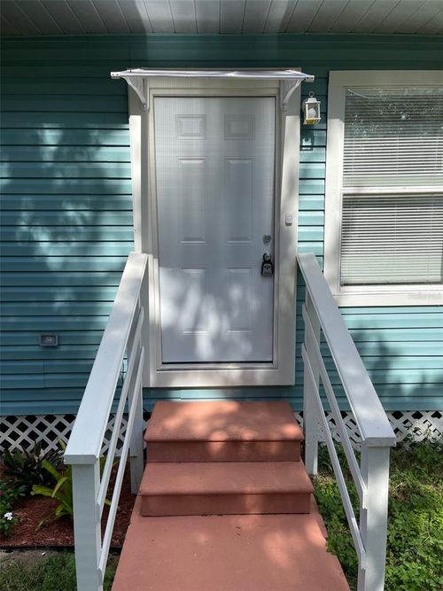 2211 Sw 1st St, Ocala, FL, 34475-6251 | Card Image