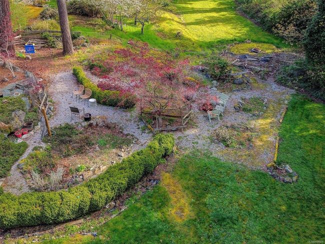 3935 Tudor Ave, House other with 4 bedrooms, 3 bathrooms and 1 parking in Saanich BC | Image 29